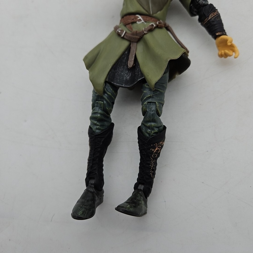 Lord Of The Rings Action Figure LEGOLAS Rohan Armor 2002 NLP Inc - Picture 3 of 5